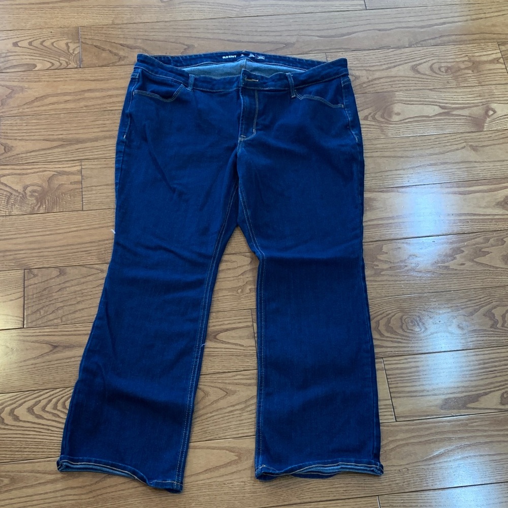 Women's Old Navy mid-rise kicker bootcut Blue Jeans size 16